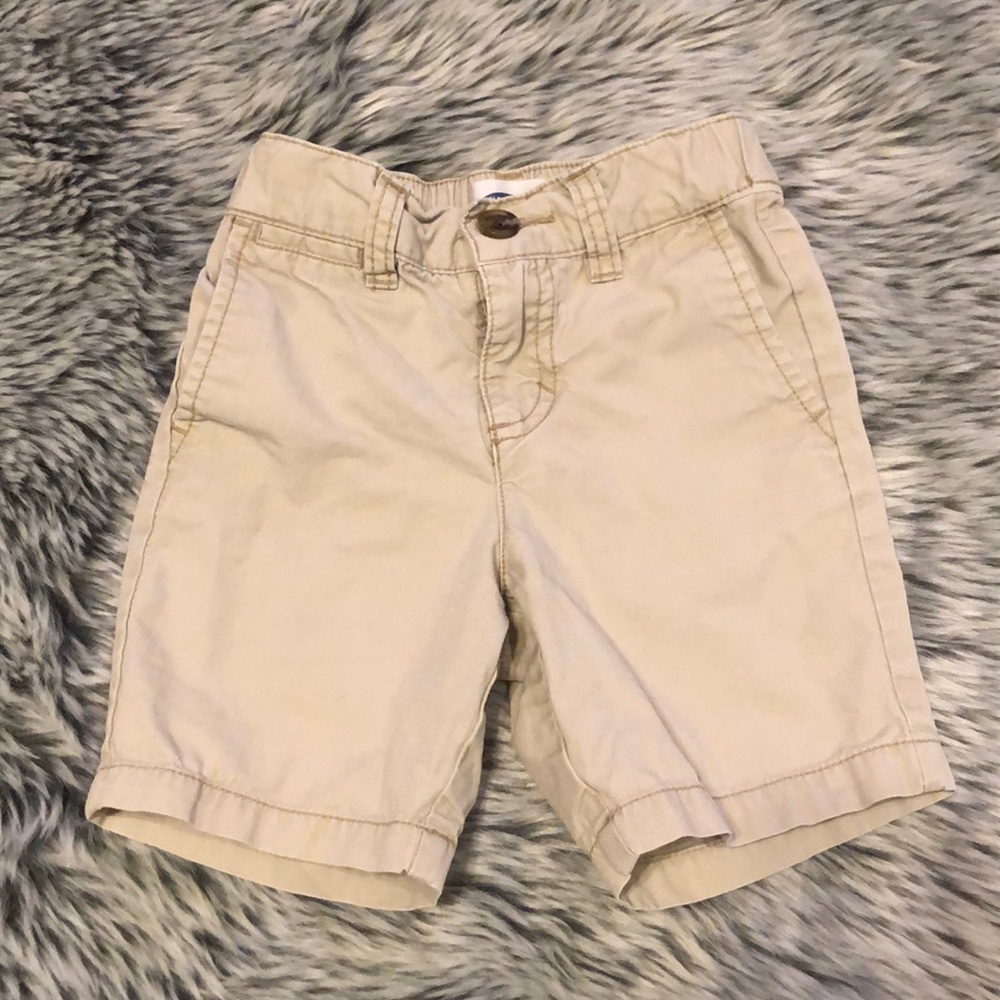 ✨3 for $15✨ Old Navy Boys Khaki Shorts